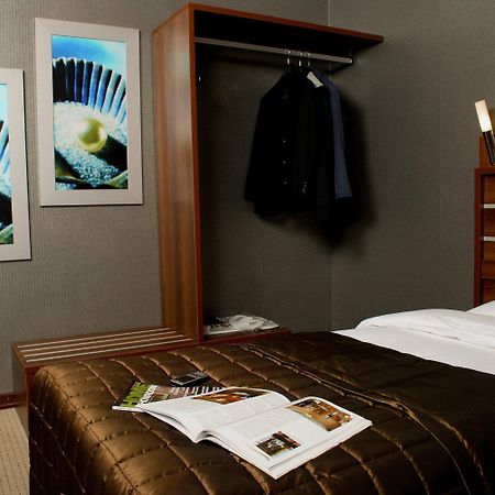Lifos Hotel ไคเซรึ ภายนอก รูปภาพ