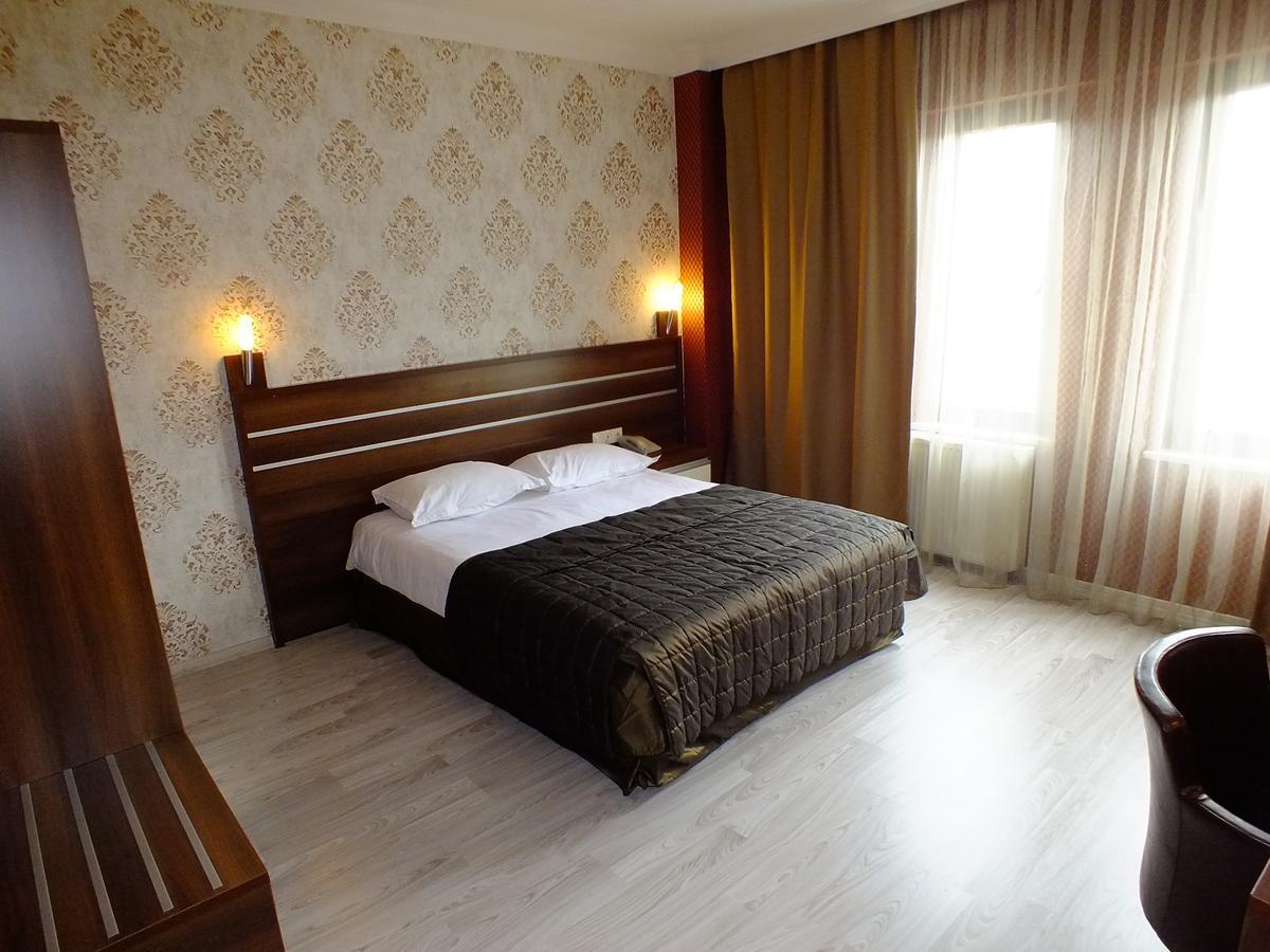 Lifos Hotel ไคเซรึ ภายนอก รูปภาพ