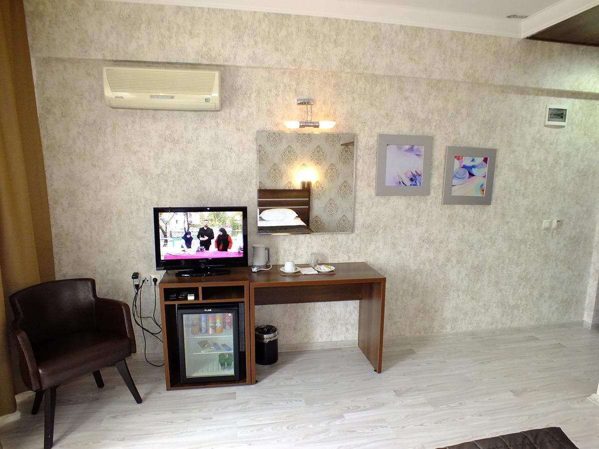Lifos Hotel ไคเซรึ ภายนอก รูปภาพ