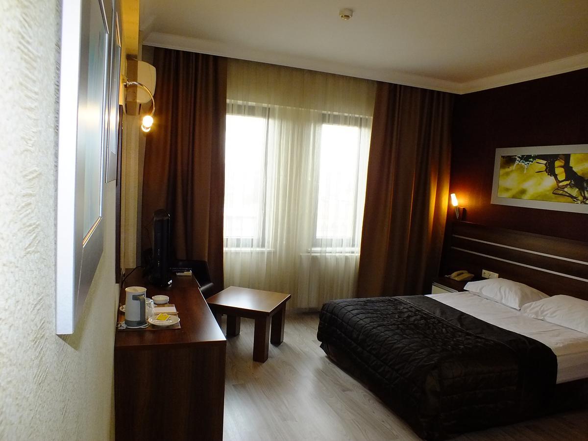 Lifos Hotel ไคเซรึ ภายนอก รูปภาพ